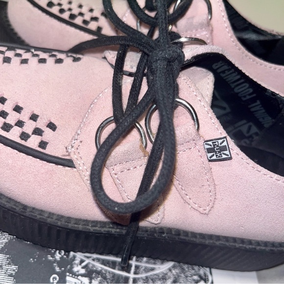 T.U.K Punk Baby Pink Suede Creepers - Picture 11 of 13